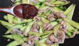娱乐吃瓜酱都是定数,吃瓜酱背后的定数与真相