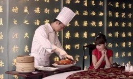 大锤爆料邓姓艺人视频播放,邓姓艺人视频播放背后的惊人真相