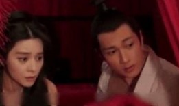 苹果电影完整版视频在线观看,完整版在线观看，揭秘情感纠葛与人生抉择