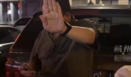 西安爆料女子被打视频播放,西安女子被打事件视频引发社会关注